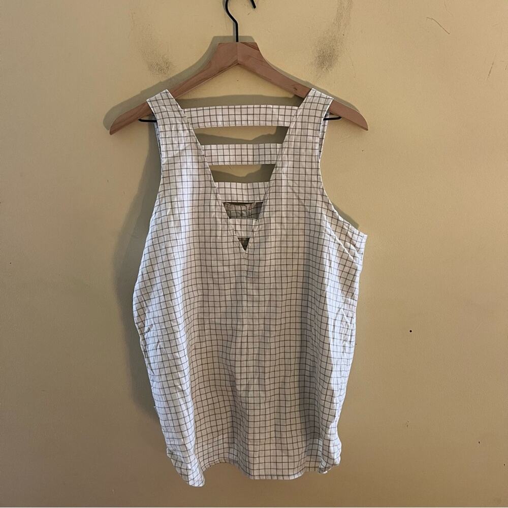 NWT OUTDOOR RESEARCH plaid tie front sleeveless gorpcore cottagecore blouse M - Picture 3 of 4